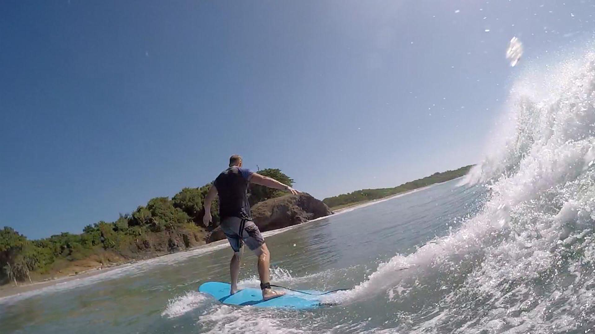 Vallarta Surf Tours | Clases y Excursiones de surf y stand up paddle (SUP) Puerto Vallarta | Guia de Surf Puerto Vallarta